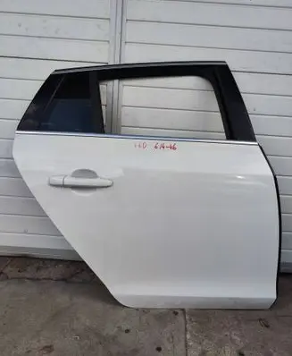 Volvo V60 Rear door 