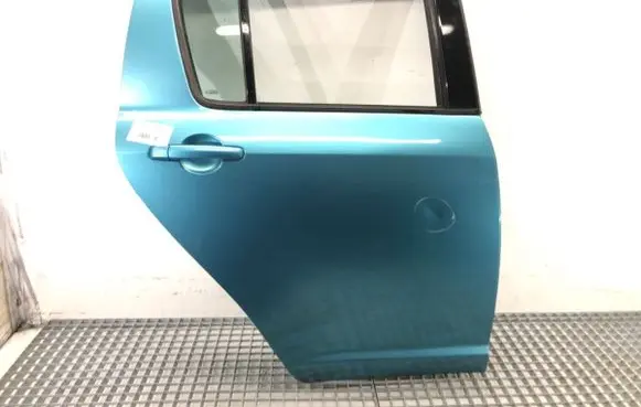 Rear door