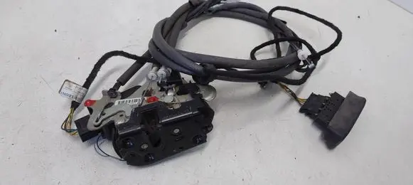 Mercedes-Benz Vito Viano W639 Sliding door lock A6397300735 6397300735