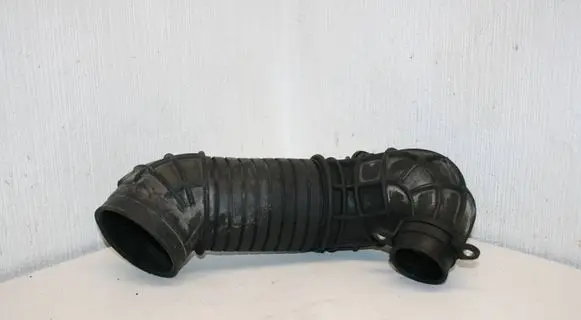 Audi A4 S4 B7 8E 8H Intercooler hose/pipe 8E0129615J