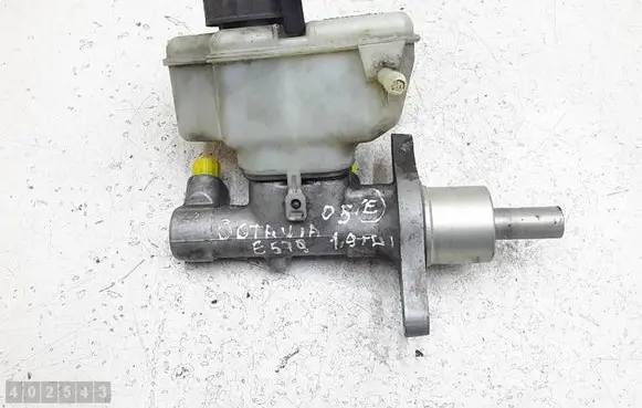 Skoda Octavia Mk2 (1Z) Master brake cylinder 1K1611301C 03350886321