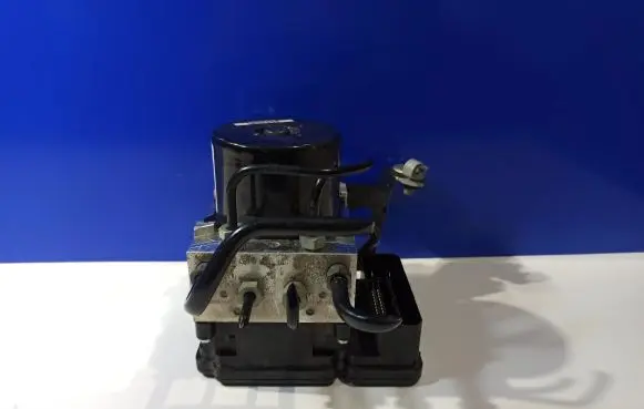 Volvo S60 ABS Pump 31423350 P31423350