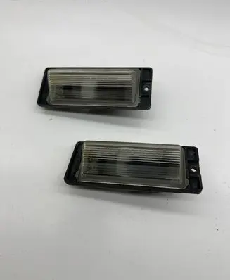Mitsubishi Galant Number plate light 1141265
