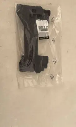 Renault Captur Front bumper mounting bracket 628103636R