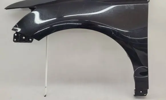 Lexus CT 200H Fender