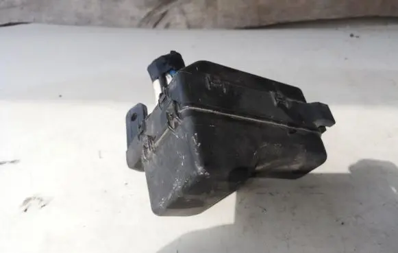 Toyota Corolla Verso E121 Fuse module CVERSO