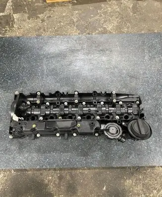 BMW 5 F10 F11 Rocker cam cover 15265812 152658