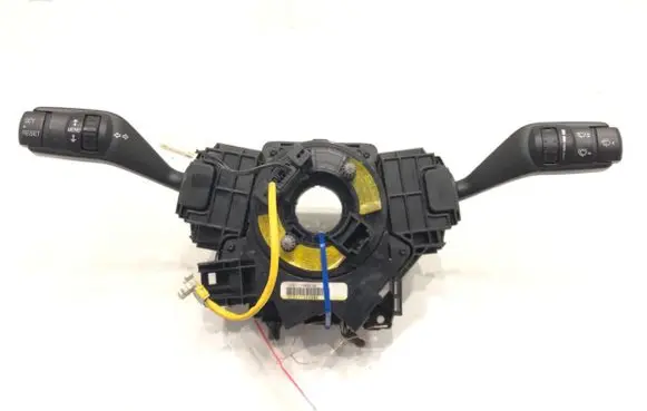 Wiper turn signal indicator stalk/switch
