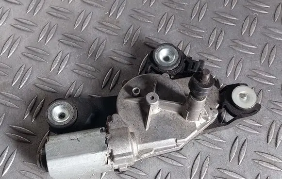 Mazda 3 I Rear window wiper motor 0390201588