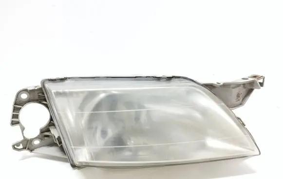 Mazda Premacy Headlight/headlamp 90733100