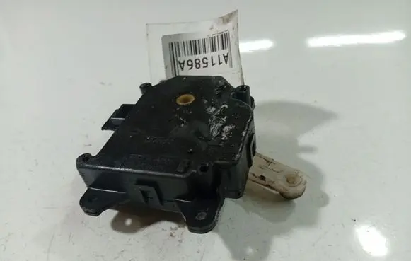 Toyota Avensis T250 Air flap motor/actuator 0637008680
