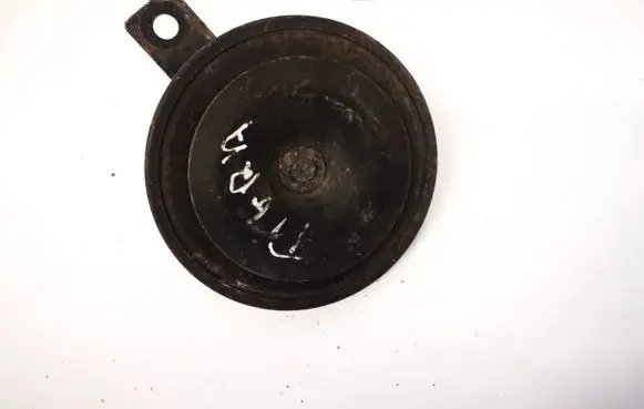 Toyota Avensis T220 Horn signal a28657625 a28-657625