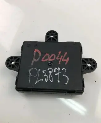 Ford Focus Door control unit/module BV6N14B531AH