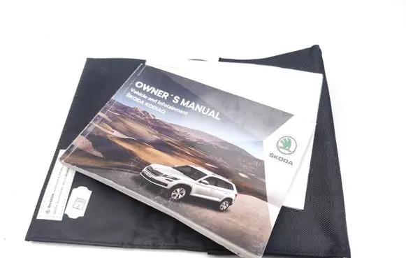 Skoda Kodiaq Owners service history hand book 