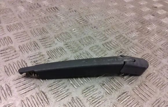KIA Niro Rear wiper blade arm