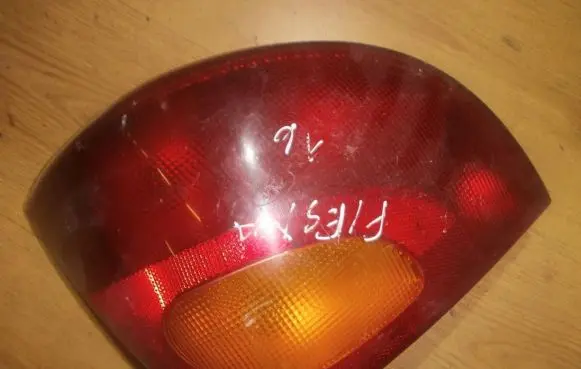 Ford Fiesta Rear/tail lights 96fg13n004ba