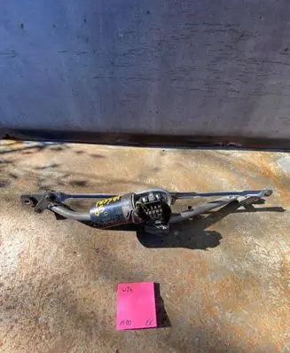 Volkswagen PASSAT B5 Front wiper linkage and motor 3397020438 8D1955023C