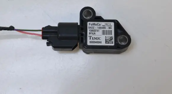 Land Rover Discovery 4 - LR4 Airbag deployment crash/impact sensor 5H2Z14A686BA