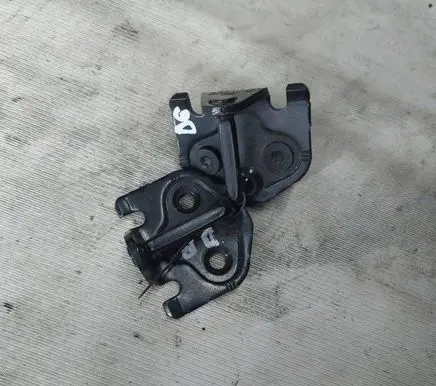 Ford Galaxy Rear door lock loop/hook striker 6G91R21982FBB