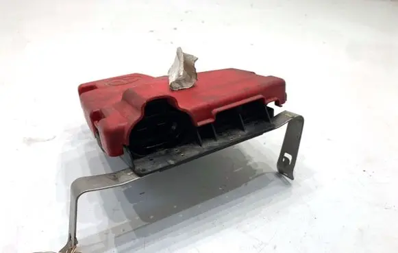 Renault Master III Positive cable (battery) 240118760S