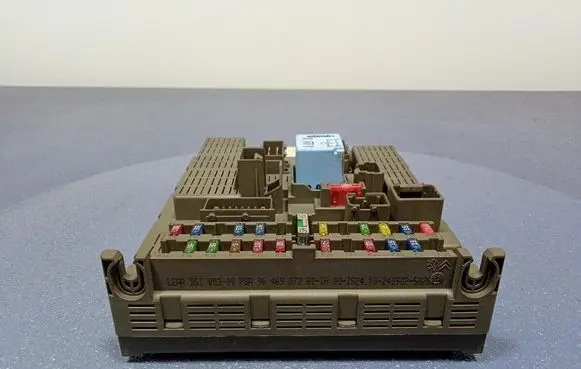 Audi A6 S6 C8 4K Fuse box set 9646907380