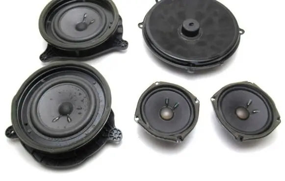 Cadillac CTS Audio system kit 