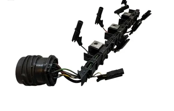 Volkswagen Golf Plus Fuel injector wires 03G971826A