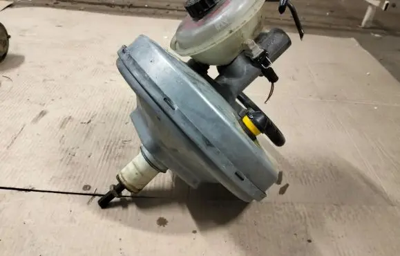 Porsche Boxster 986 Brake booster 99635502504