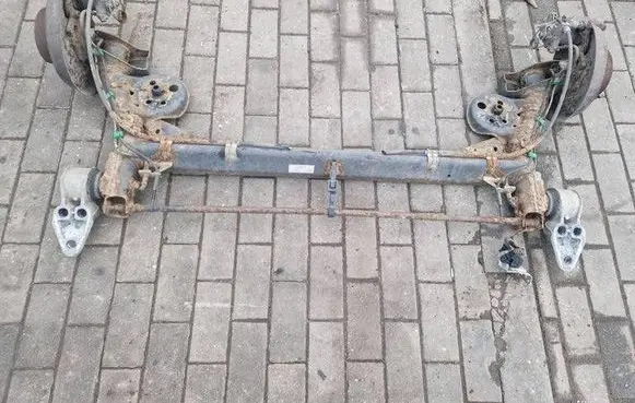 Skoda Superb B5 (3U) Rear axle beam 