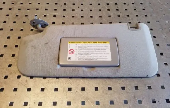 Chevrolet Orlando Sun visor