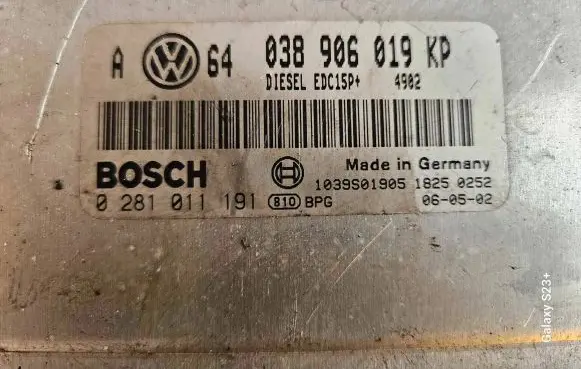 Volkswagen Golf IV Engine control unit/module 038906019KP 1039S01905 0281011191