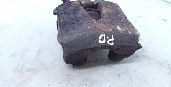 Volkswagen Golf V Front brake caliper
