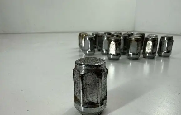 Ford Explorer V Nuts/bolts F4TZ1012B 6L2Z1012BA