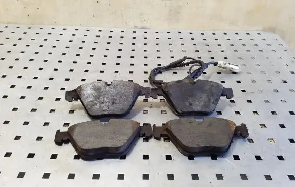 BMW X1 E84 Brake pads (front) 