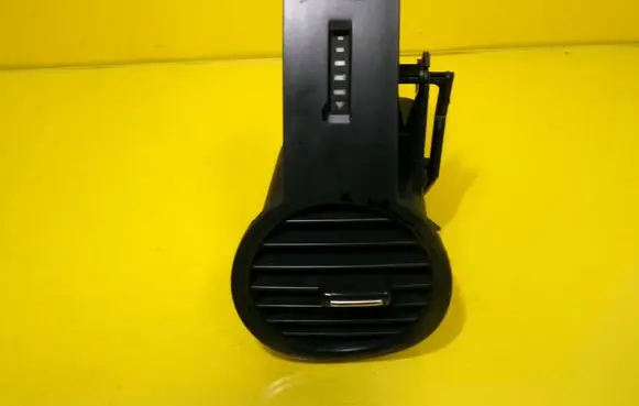 Dashboard side air vent grill/cover trim