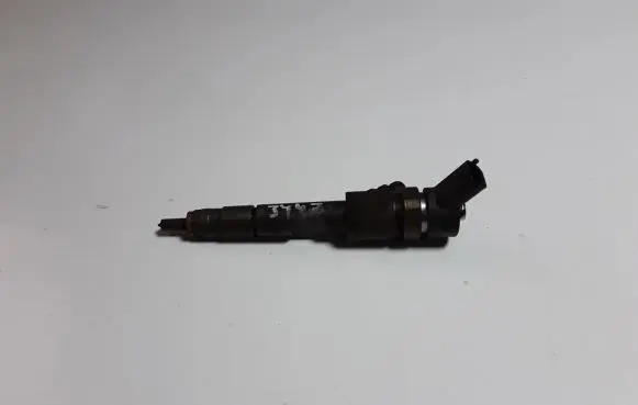 Suzuki Grand Vitara II Fuel injector 8200389369