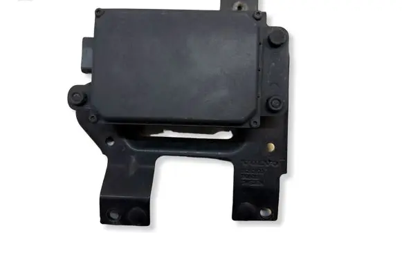 Volvo V60 Distronic sensor radar G2611