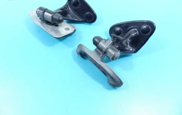Rear door hinge set