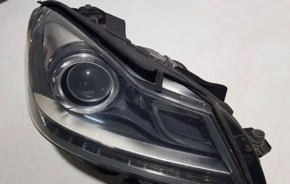Mercedes-Benz C W204 Headlight/headlamp 030127068204FF A2048204639 LE0906220