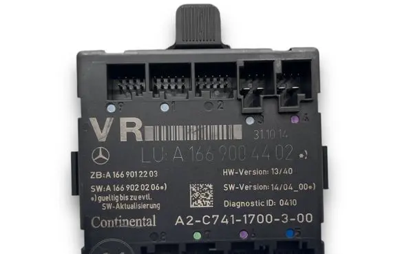 Mercedes-Benz GL X166 Central body control module S3300 A1669004402