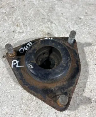 Coil spring mount