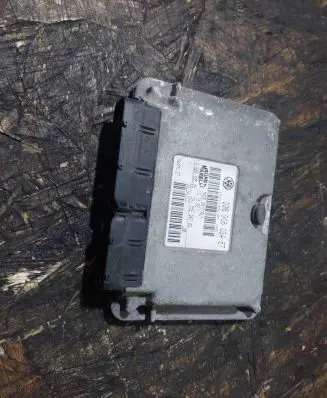 Skoda Fabia Mk1 (6Y) Engine control unit/module 036906034ET 6160068505 3SL34JDCD