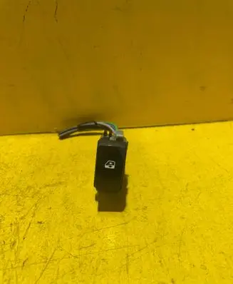 Renault Modus Electric window control switch 2808201