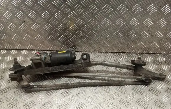 Honda Accord Front wiper linkage and motor 53551702
