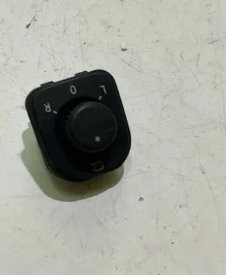 Volkswagen PASSAT B6 Wing mirror switch 1K0959565H ST01703