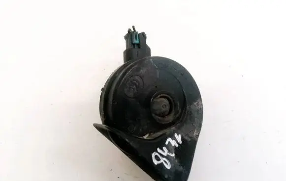 Opel Corsa D Horn signal E35806