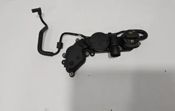 Volkswagen Tiguan Oil breather separator 05E103495AE 05E103495