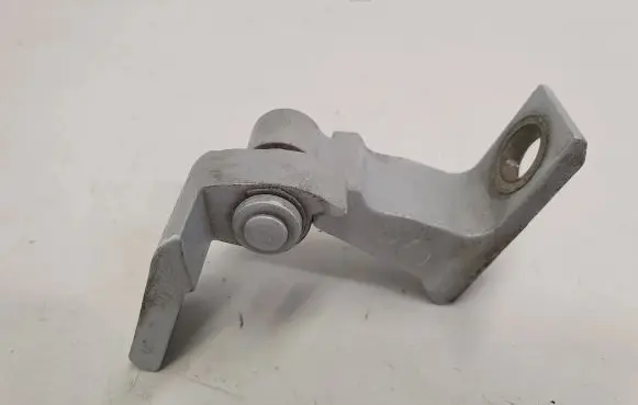 Seat Ateca Front door upper hinge 8X4833407A 8X0831403E