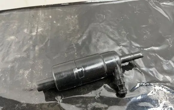 BMW 5 F10 F11 Windscreen/windshield washer pump 3148700001 6934160 67126934160