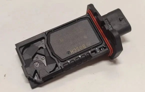 BMW 5 G30 G31 Mass air flow meter 13628583496 13628485041